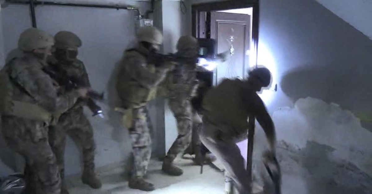 'Göçmen Kaçakçılığı' Operasyonu İstanbul'da 51 Şüpheli Gözaltına Alındı