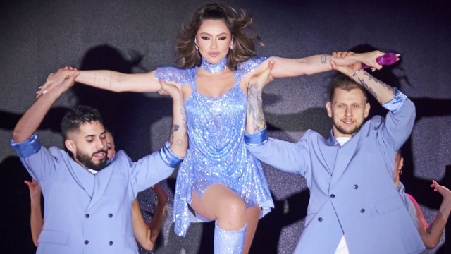 Kıbrıs'ta Hadise rüzgarı