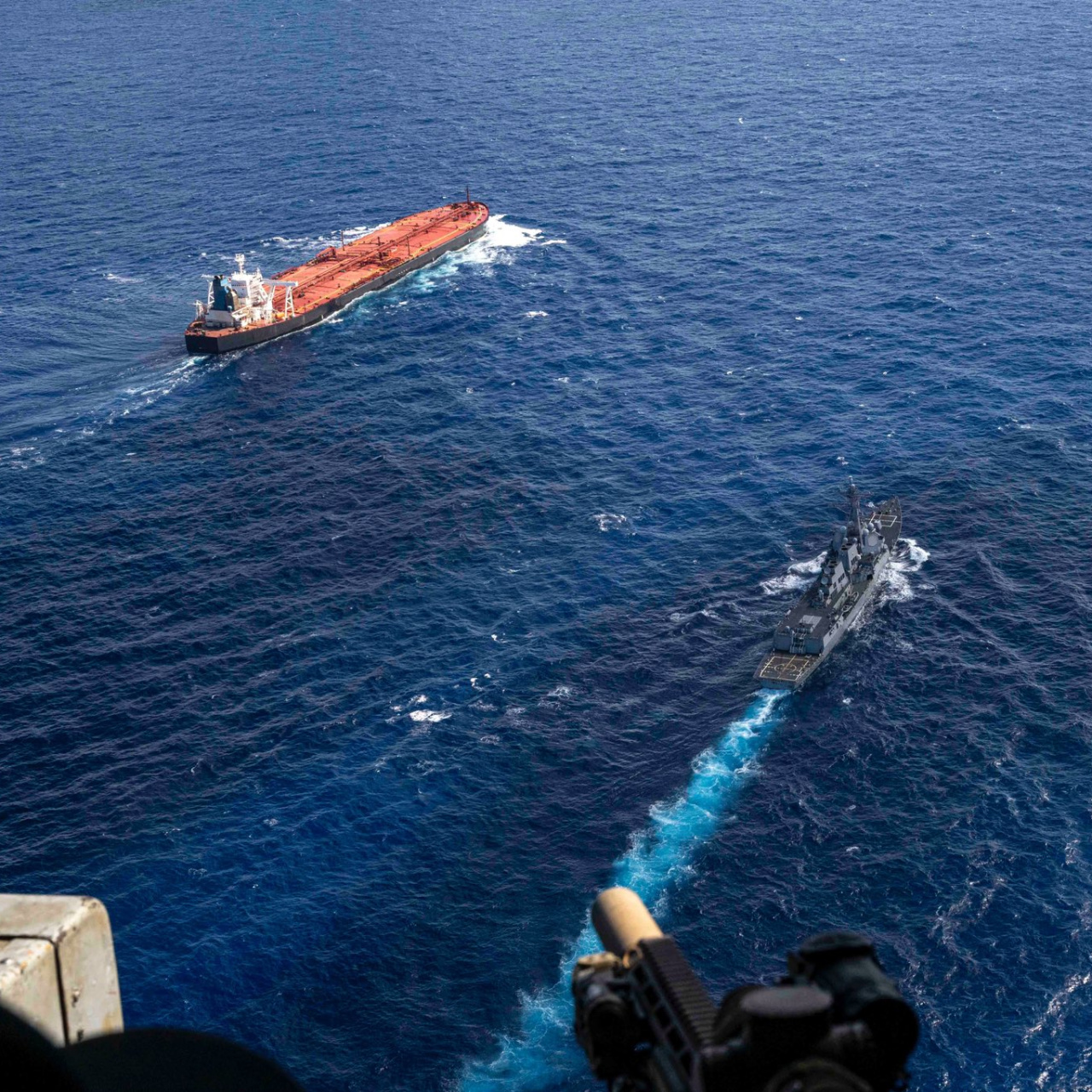 ABD, İran ve Rusya bağlantılı gemiye el koydu