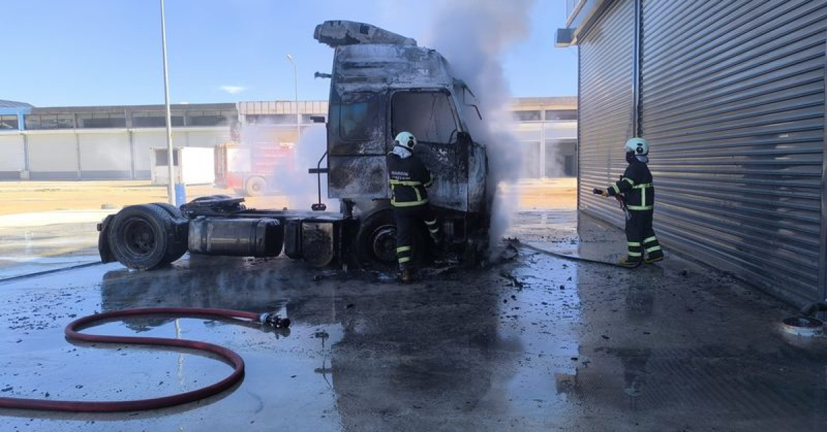 'TIR' Yangına Mardin'de: Yasemin Arın Hikayesiyle Türkçe Müziğin Yeni Dönemi