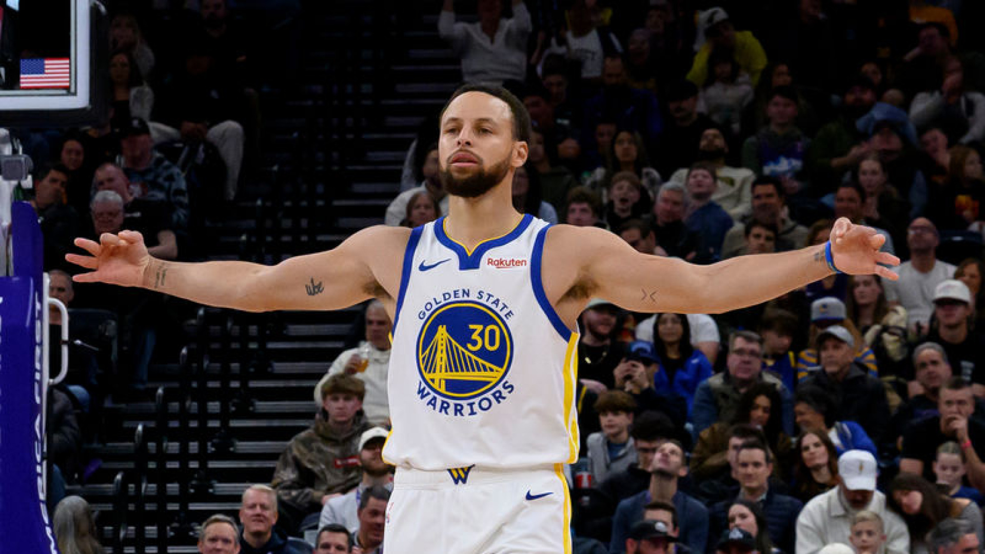 Stephen Curry: Hala Şampiyonluk Peşindeyim, Golden State Warriors'ın Hedefi Büyük