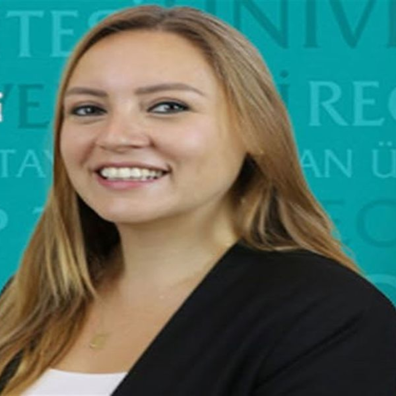 Evinin balkonundan düşen akademisyenin son görüntüleri ortaya çıktı