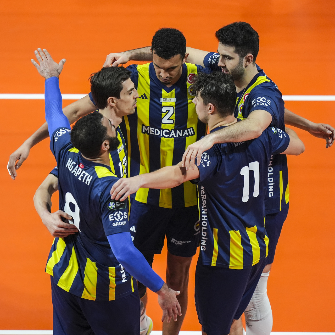 Fenerbahçe derbide set vermedi!