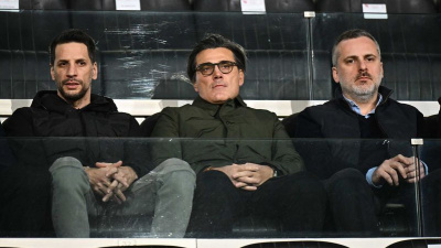 Montella, Başakşehir-Beşiktaş maçını tribünden takip etti