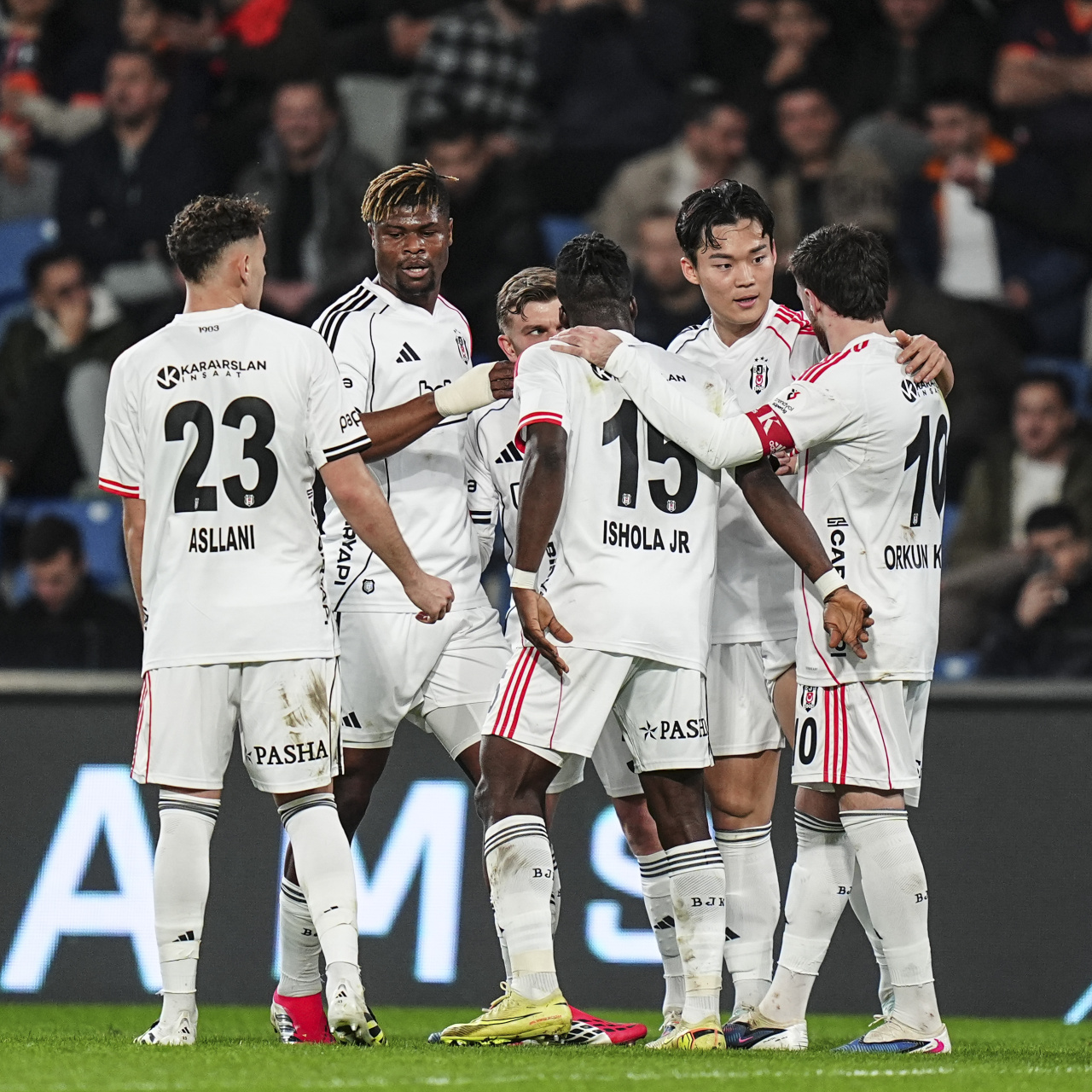 Beşiktaş galibiyete kanatlandı!