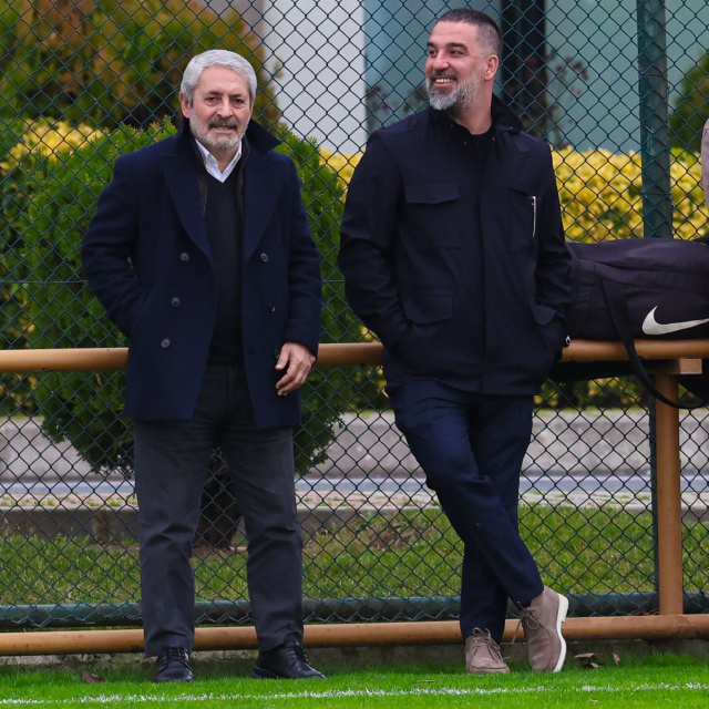 Arda Turan’dan Kasımpaşa’ya ziyaret