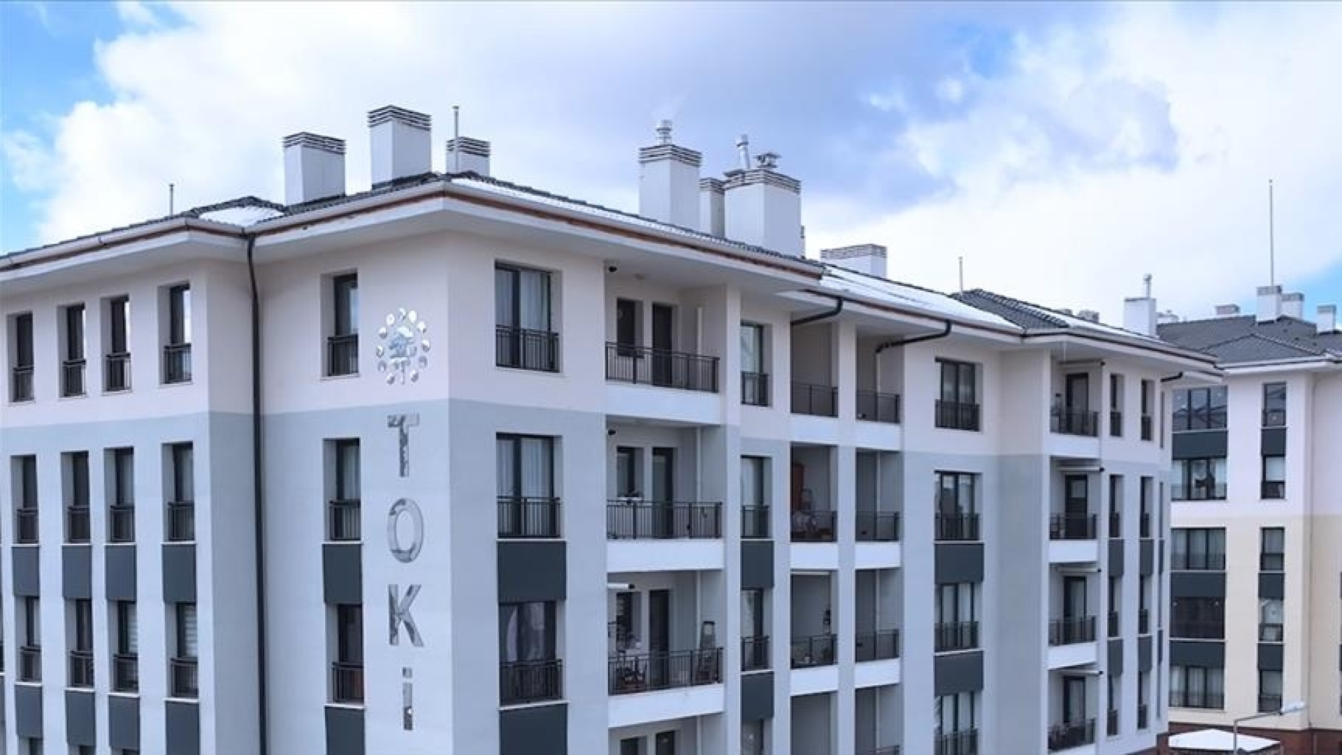 TOKİ Kura Takvimi Açıklandı: 16-22 Şubat'ta 11 İlde 98 Bin 839 Konut Sahibini Bulacak