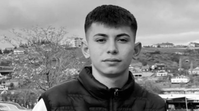 Motosiklet devrildi! Liseli sürücü hayatını kaybetti