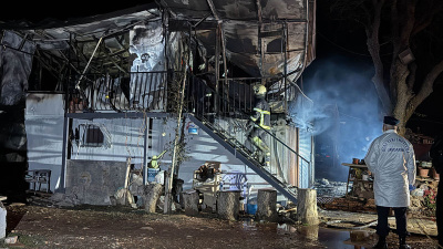 Prefabrik evde yangın! Karı koca öldü