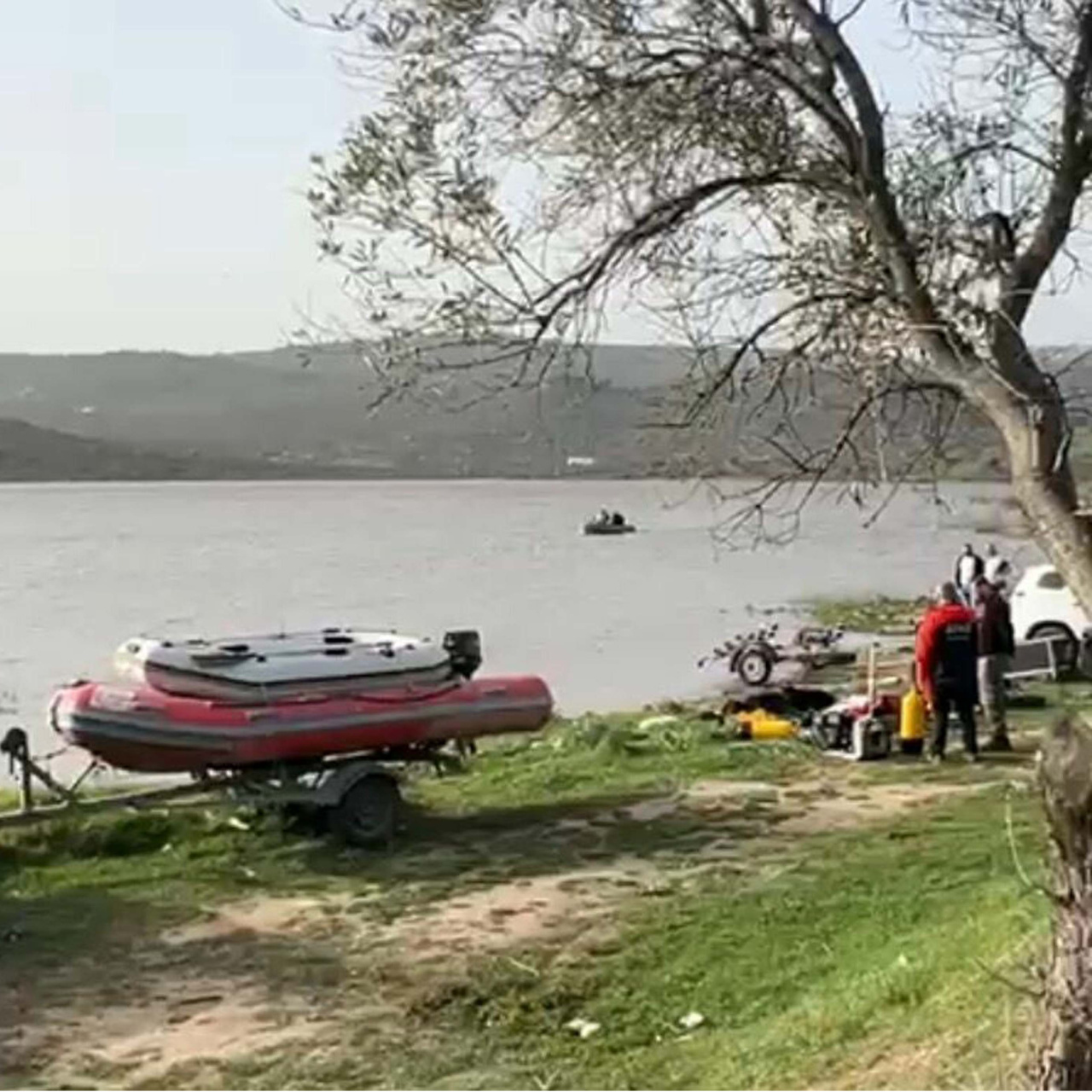 Gölet kenarında kayboldu! Arama çalışması başlatıldı!