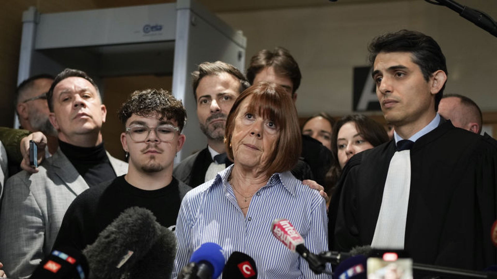 Fransa'yı Sarsan Tecavüz Davasında Gisele Pelicot Yaşadıklarını Anlattı