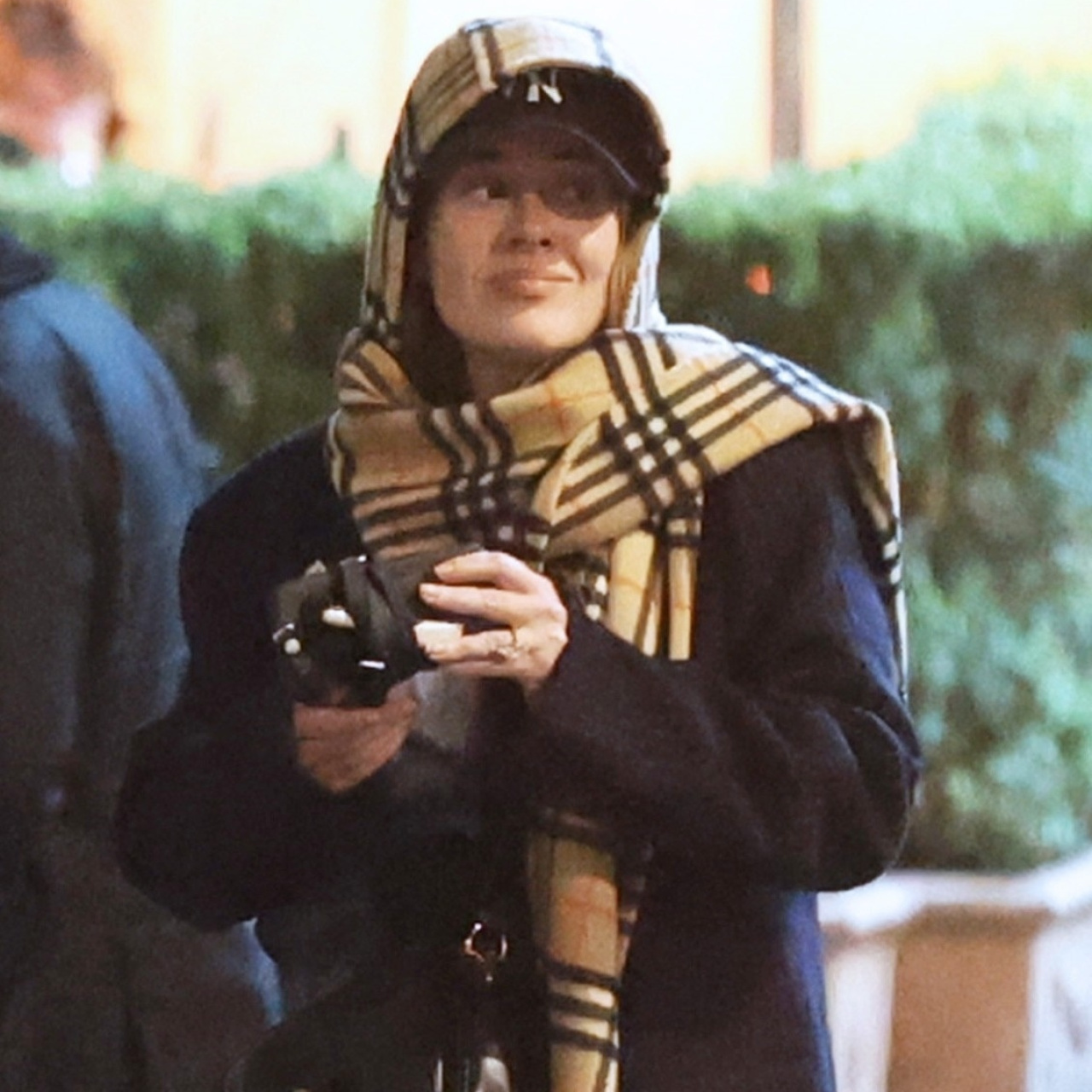 Tanınmamak için uğraştı