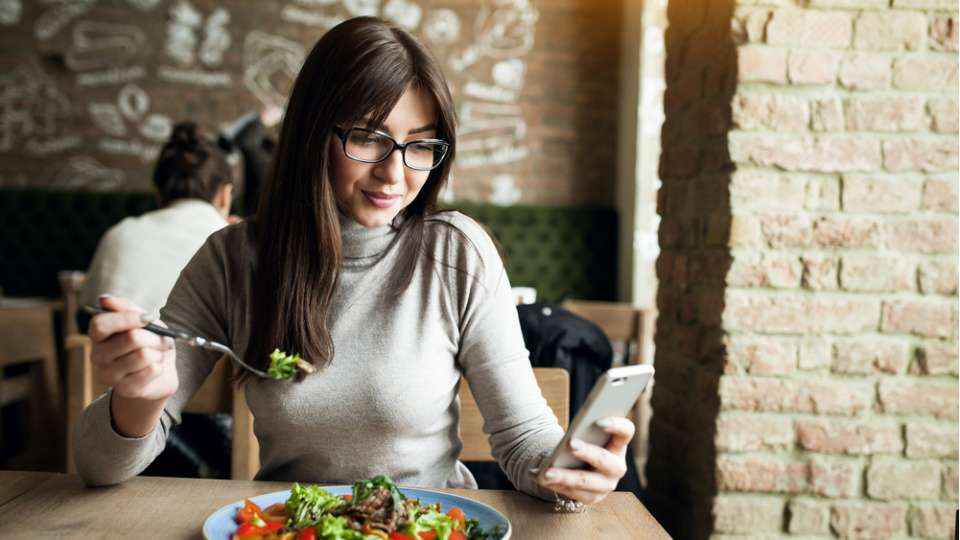 Aralıklı oruç mu geleneksel diyet mi?