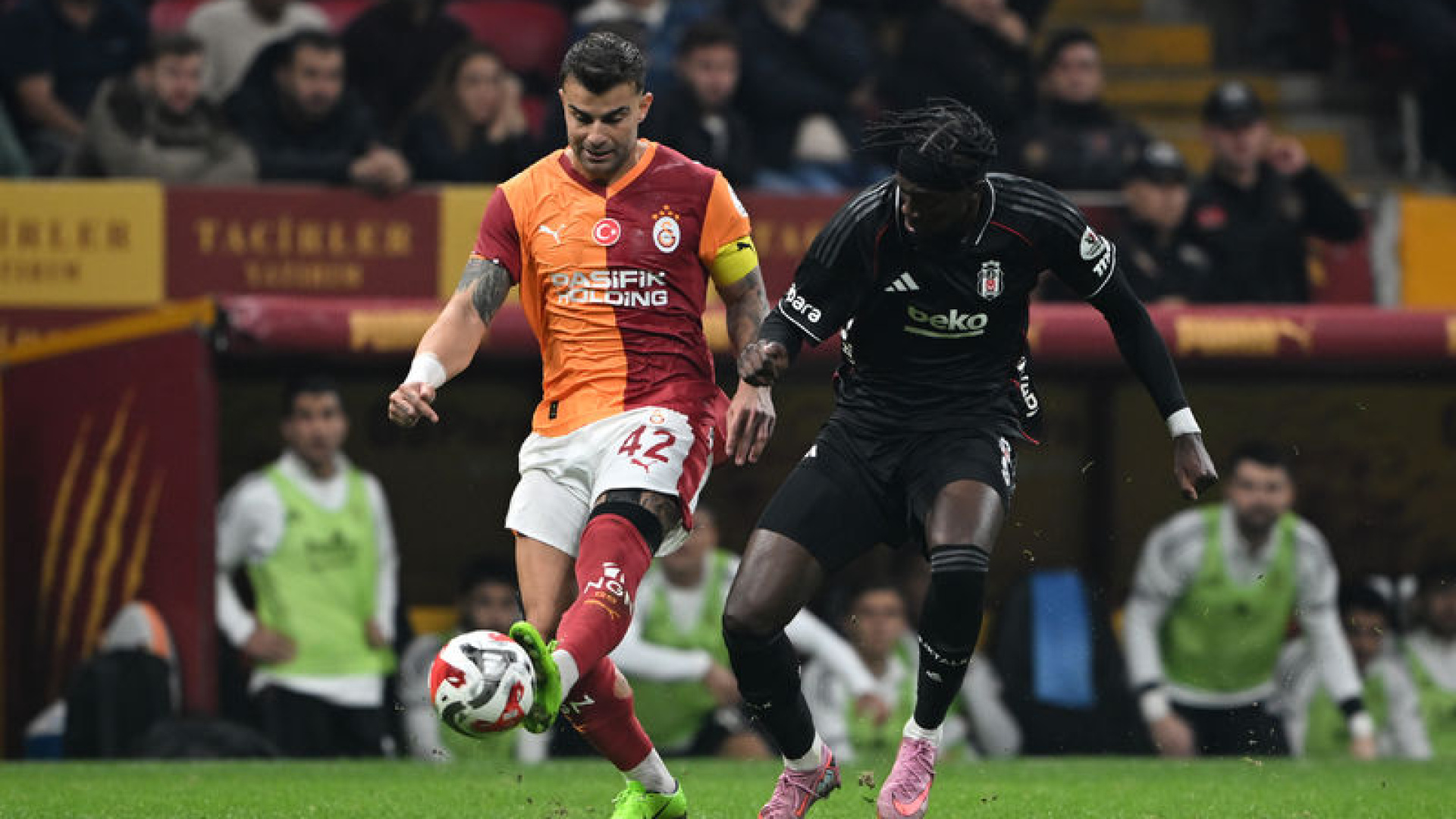 Süper Lig'de Derbi Tarihi Açıklandı: Beşiktaş-Galatasaray 7 Mart'ta