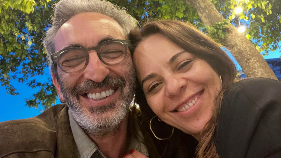 Ünlü oyuncu aşka geldi