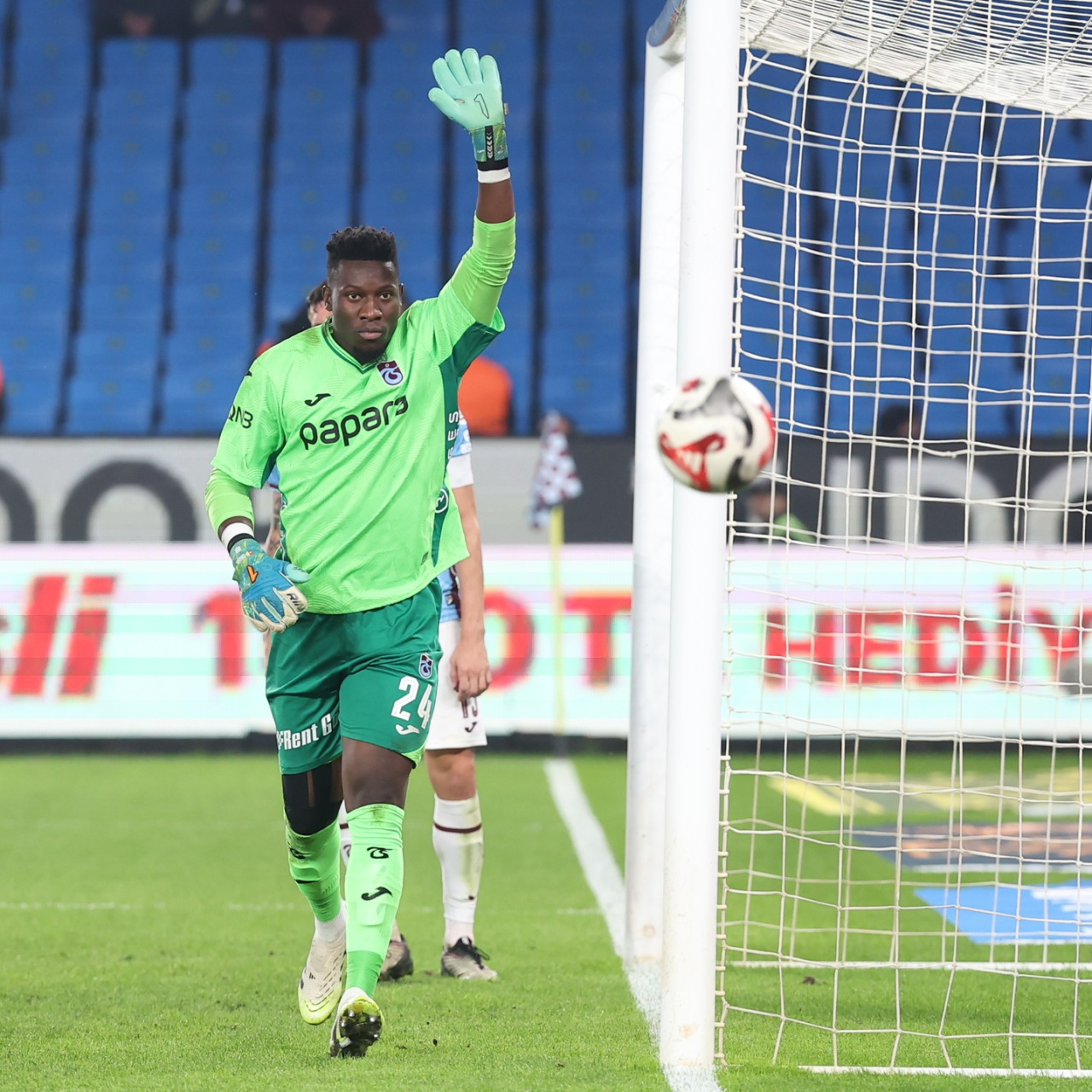 Trabzonspor kalesinde rotasyon kararı!