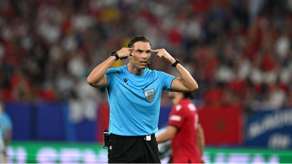 Fenerbahçe maçına İsviçreli hakem!