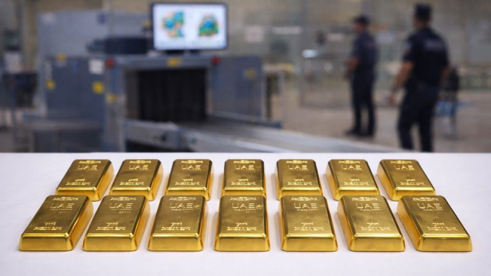 15 kilo kaçak altın ele geçiren polis 1 külçesini rüşvet aldı!