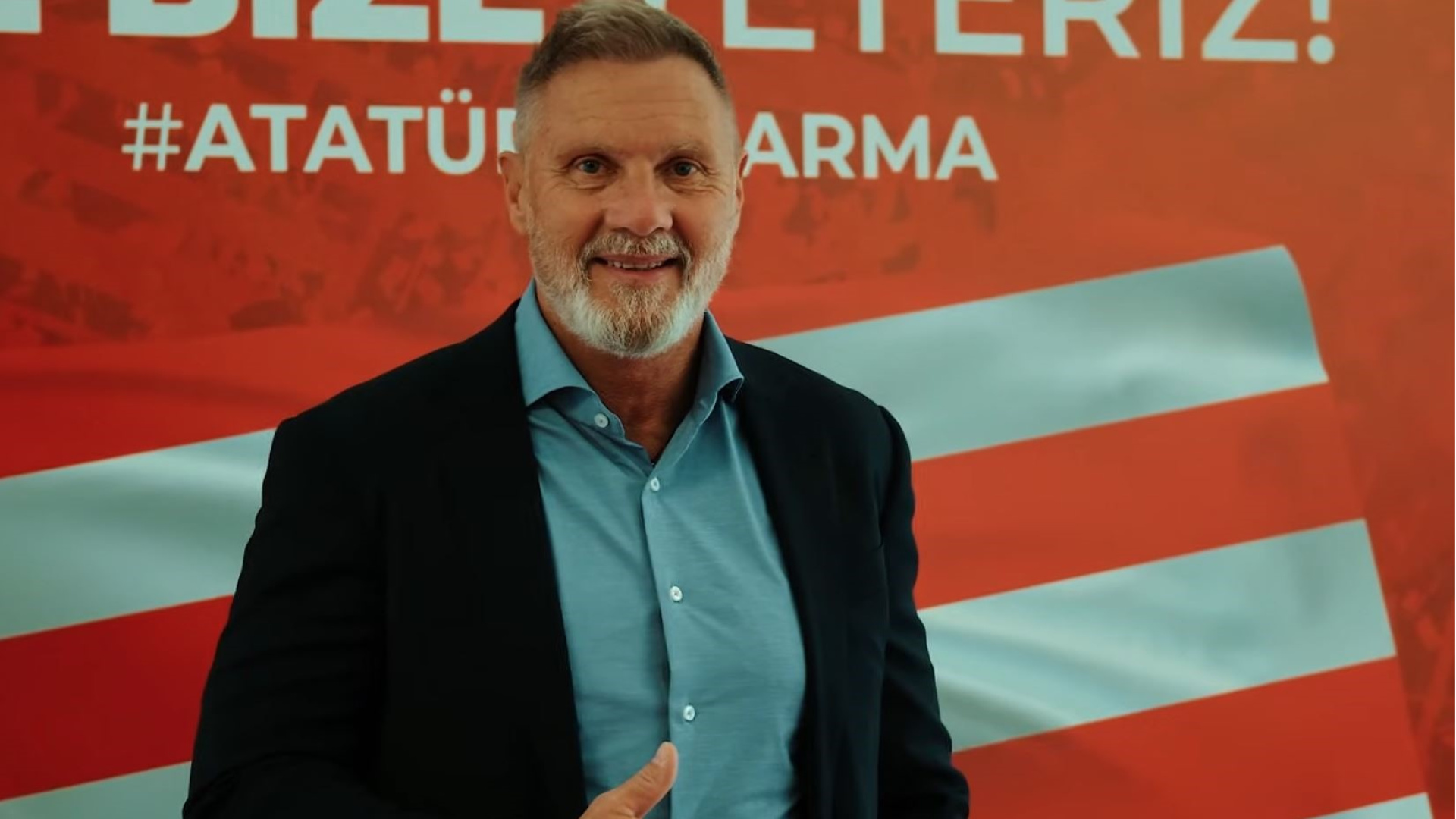 Thorsten Fink: 'Sihirbaz Değilim, Takım ve Taraftarla Başarı Gelir'