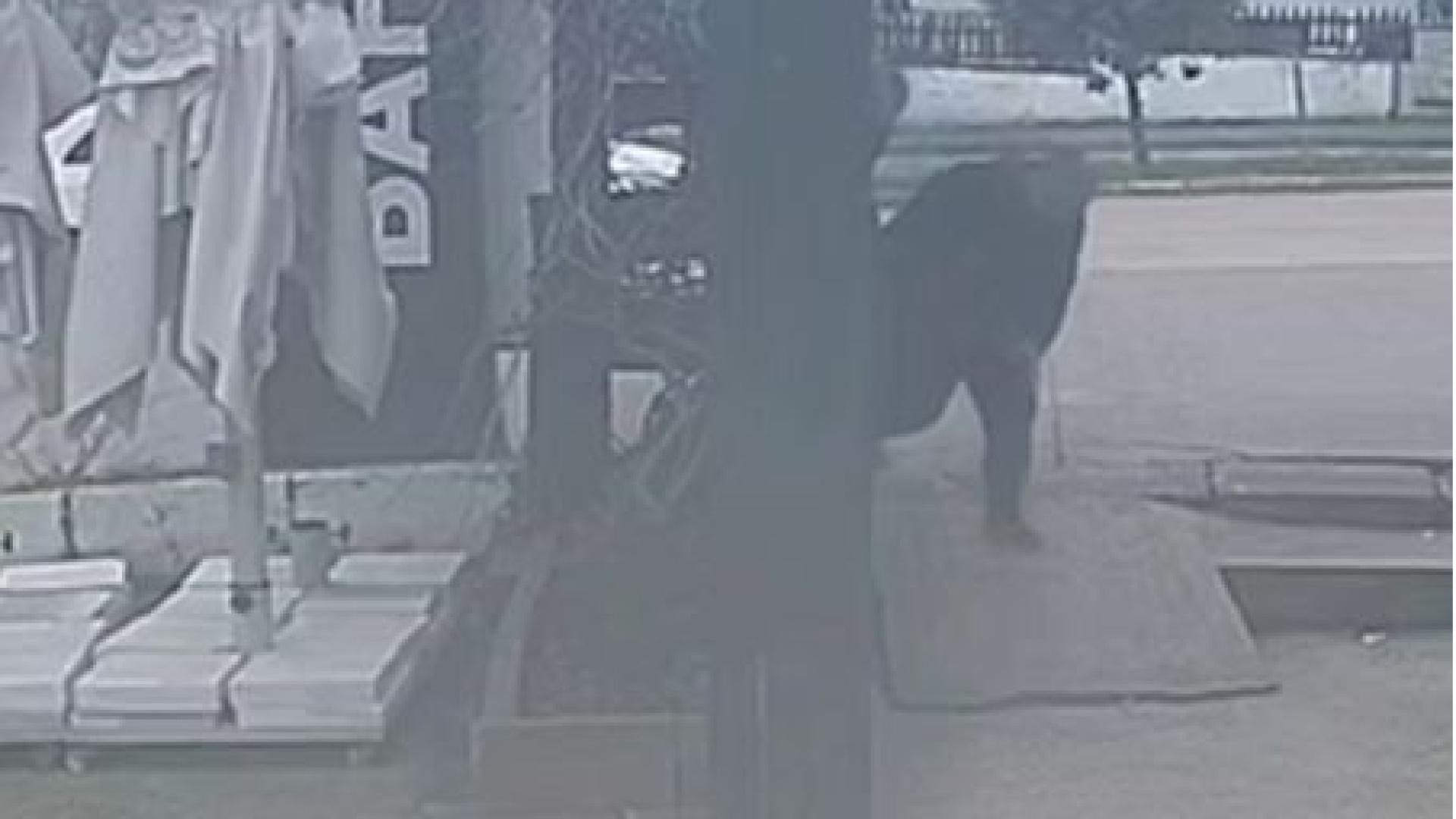 Tabancayla ayağından vuruldu