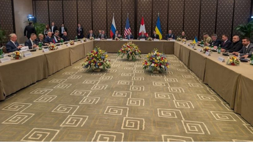 Üçlü görüşmeler yarın devam edecek