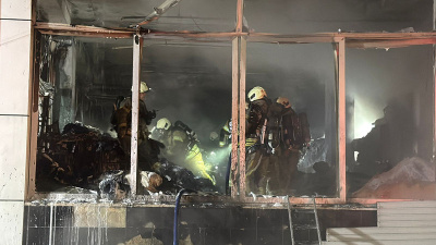 Bağcılar'da tekstil fabrikasında yangın çıktı