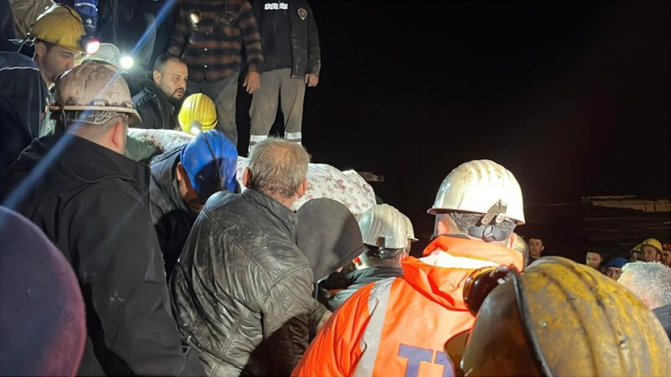 'Kızım okusun' dedi göçükte kaldı