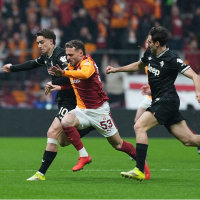 Barış Alper'den muhteşem performans!