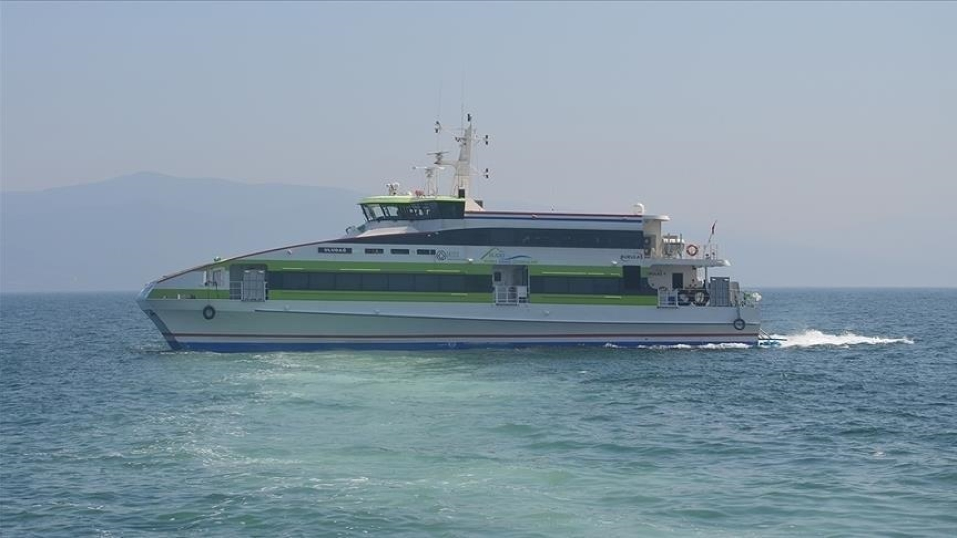 Bursa Deniz Otobüslerinin (BUDO) bugünkü 8 seferi, olumsuz hava koşulları nedeniyle iptal edildi