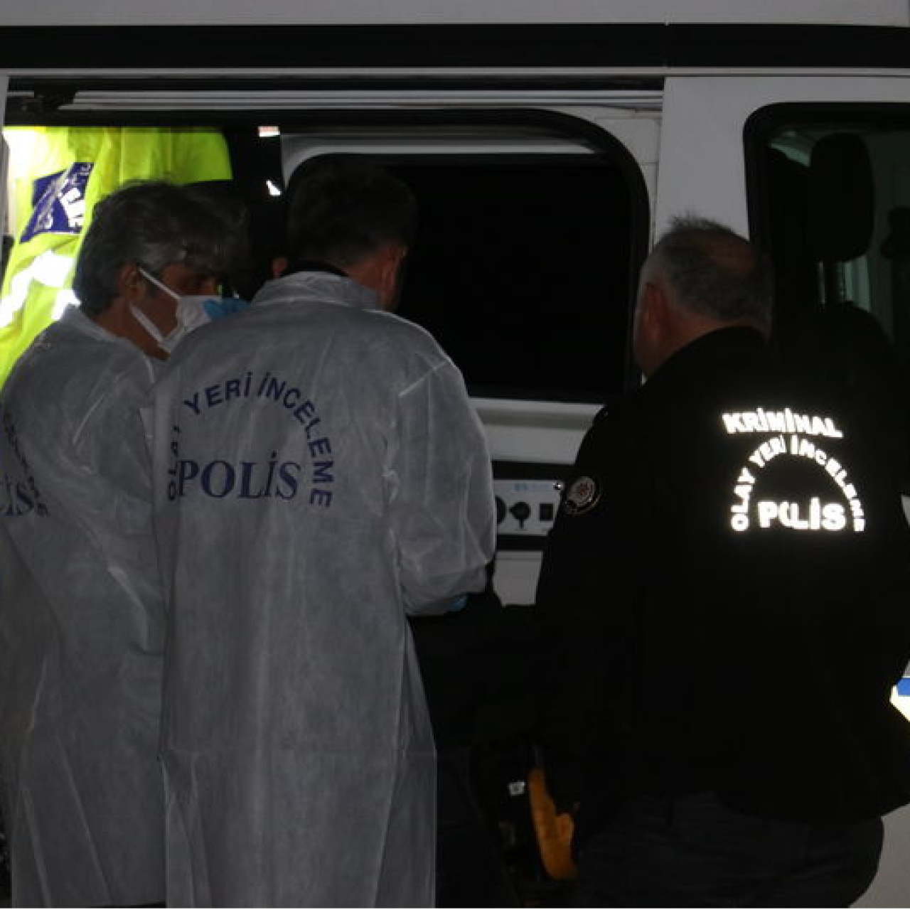 İnternetten gelen ölüm! Defalarca bıçaklanmış...