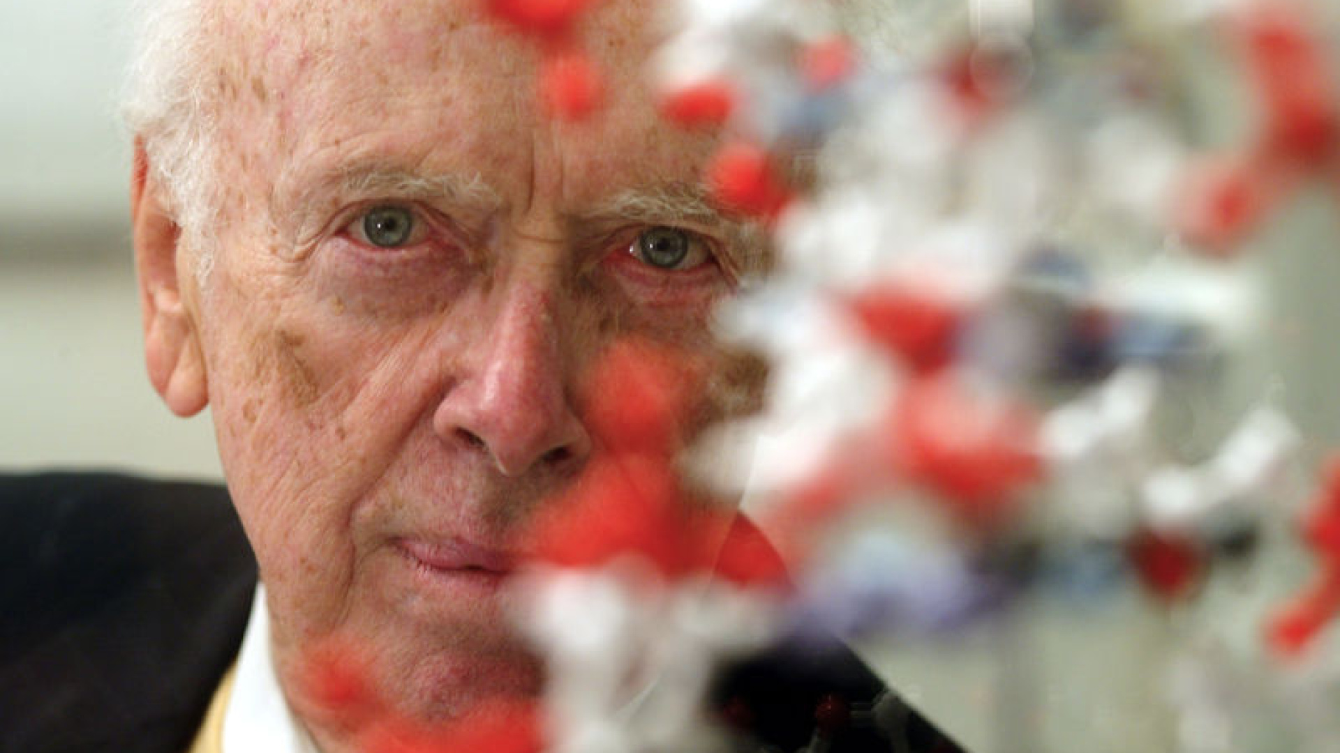 Nobel Ödüllü Bilim İnsanı James Watson'ın Epstein Malikanesindeki Fotoğrafı Ortaya Çıktı