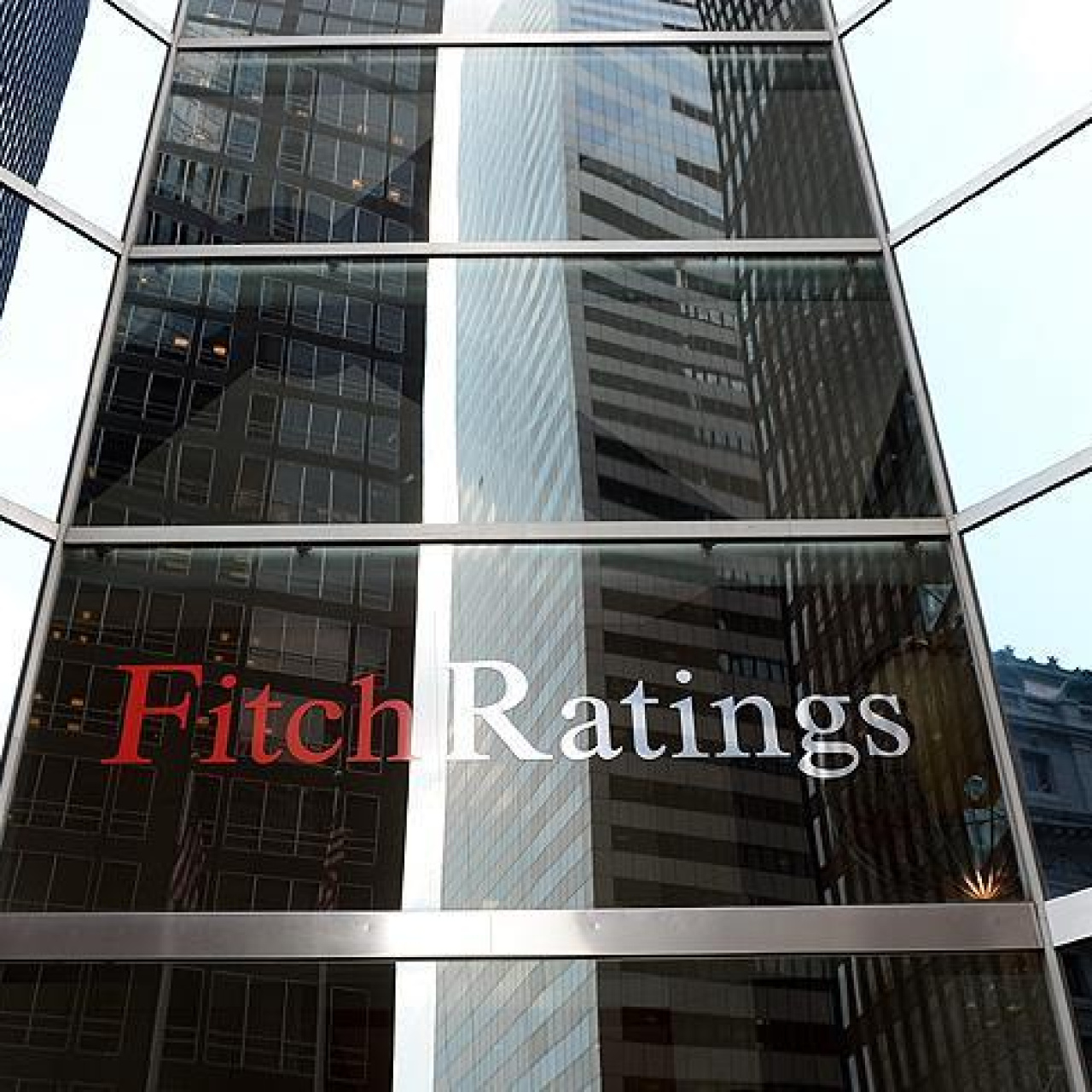 Fitch'ten ABD'de bütçe açığı uyarısı