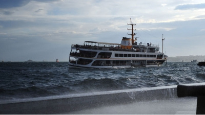 İstanbul'da deniz ulaşımına hava muhalefeti!