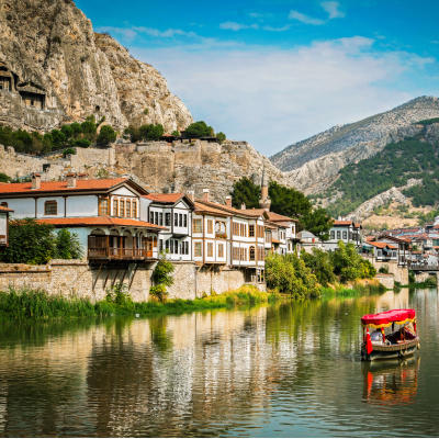 Amasya'nın neyi meşhur?