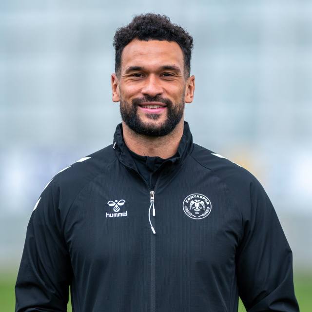 Caulker, İlhan Palut'un ekibine dahil oldu