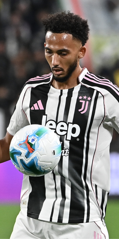 Juventuslu futbolcu ırkçılığa maruz kaldı!