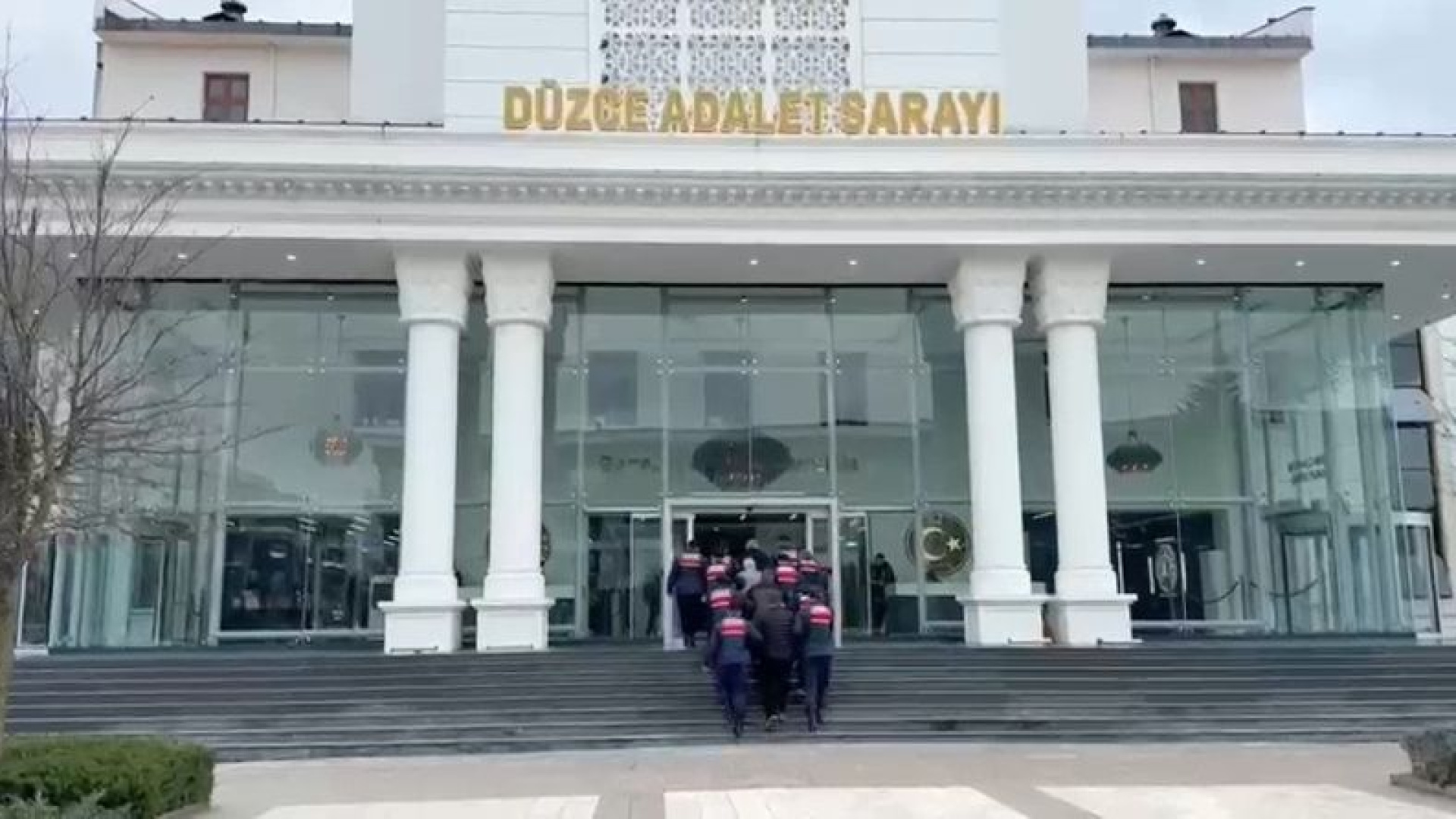 Yapay Zeka ile Ünlü Görüntüleri Kullanılarak Dolandırıcılık: 4 İlde Operasyon, 2 Tutuklama