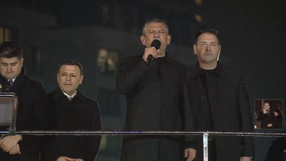 Özgür Özel Ataşehir'de konuştu