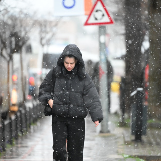 Sağanak yağmur ve kar yağışı uyarısı! Batıda sıcaklıklar artıyor