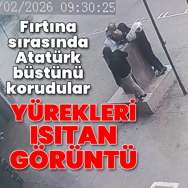Yürekleri ısıtan görüntü: Fırtınada Atatürk büstünü korudular