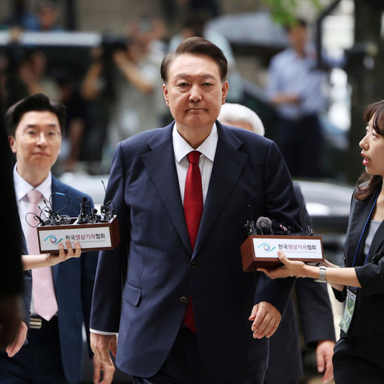 Eski Güney Kore Devlet Başkanı Yoon'a müebbet hapis