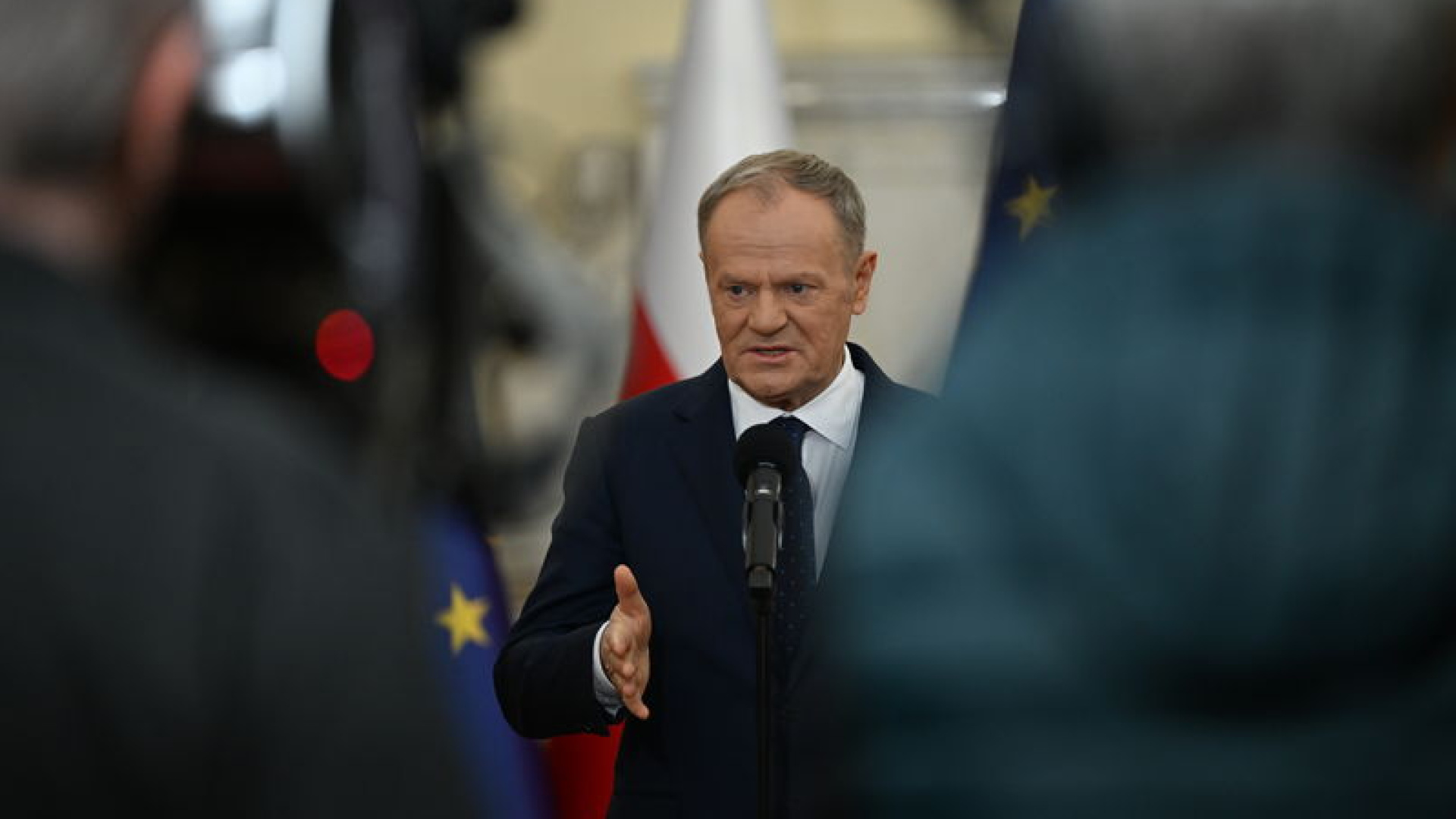 Polonya Başbakanı Tusk'tan Acil Uyarı: İran'daki Vatandaşlar Derhal Ülkeyi Terk Etsin