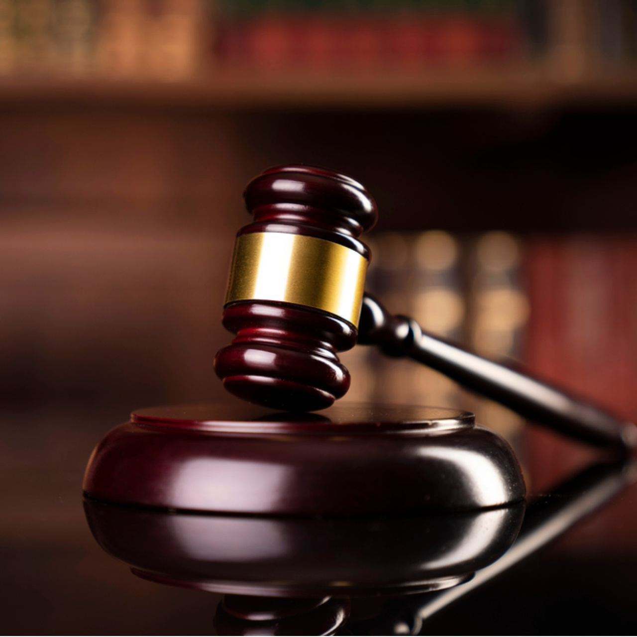 Ticaret mahkemeleri tek bir binada toplanacak