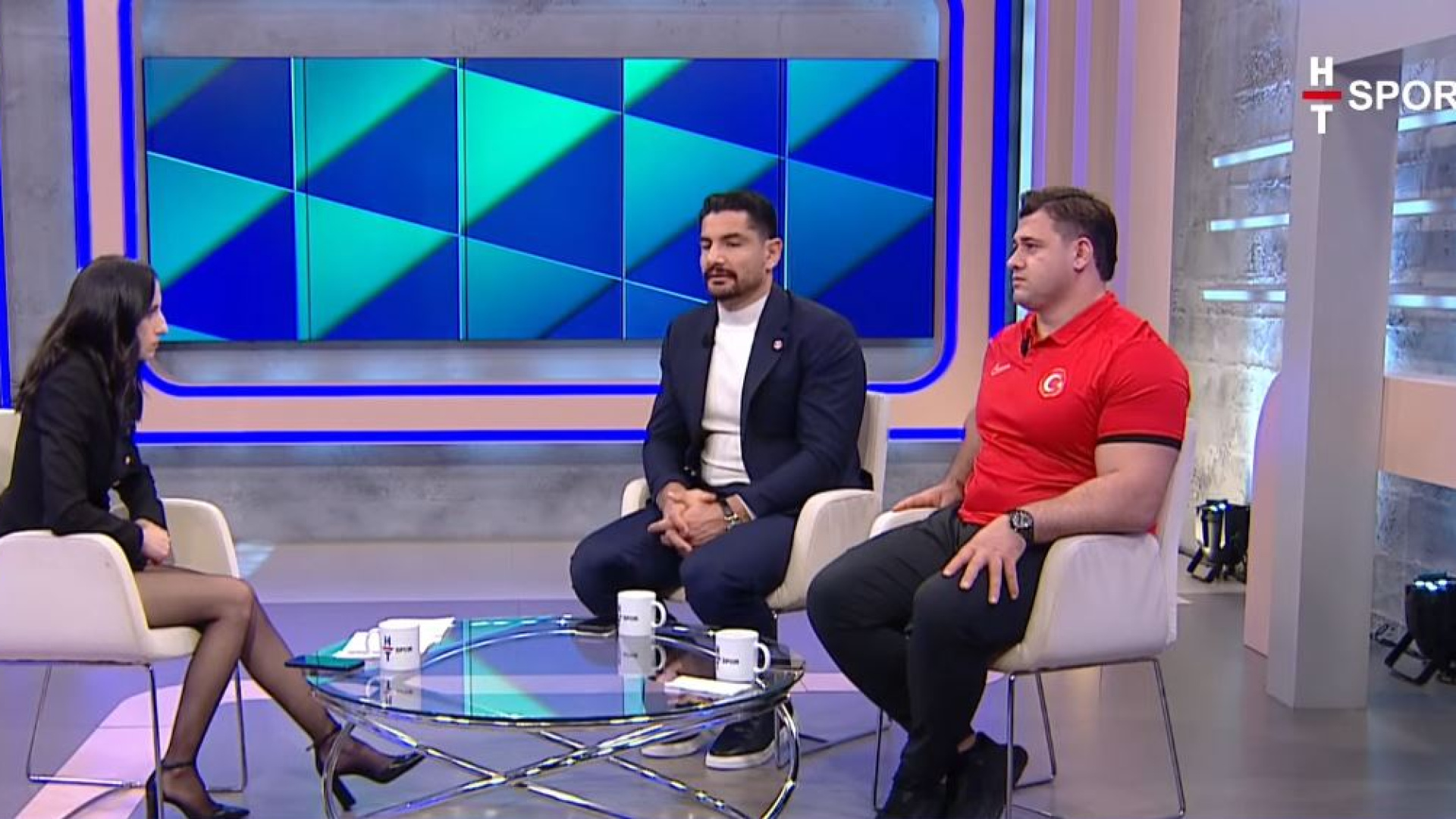 Taha Akgül ve Rıza Kayaalp HT Spor'da: Zor Süreçler Güreşçiyi Hırslandırdı