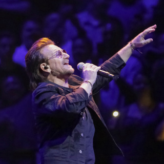 U2'dan politik mesajlı şarkı