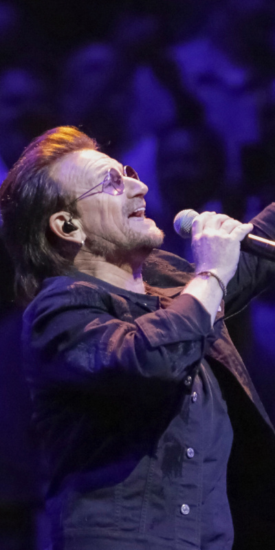U2'dan politik mesajlı şarkı