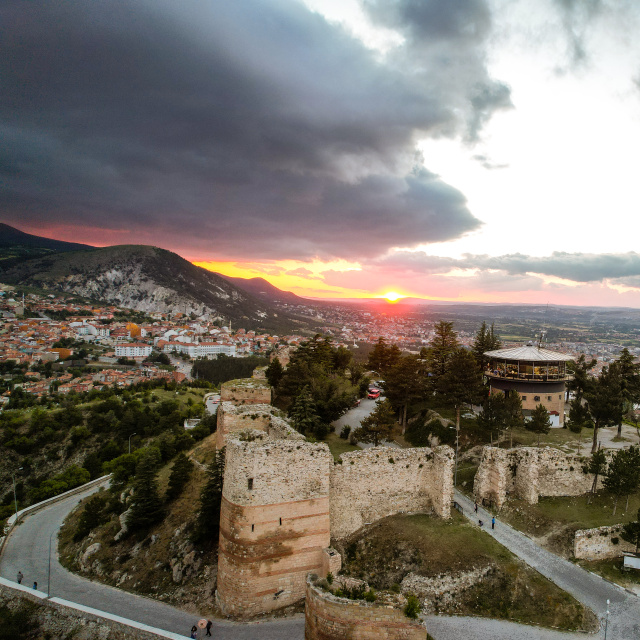 Kütahya'nın neyi meşhur?