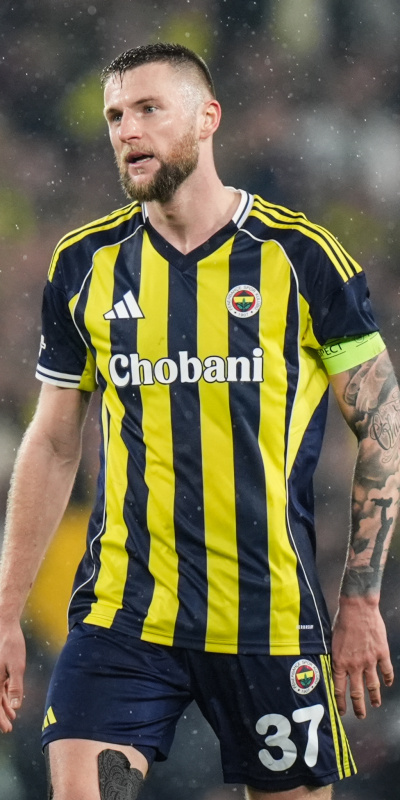 Fenerbahçe'de sakatlık: Oyuna devam edemedi!