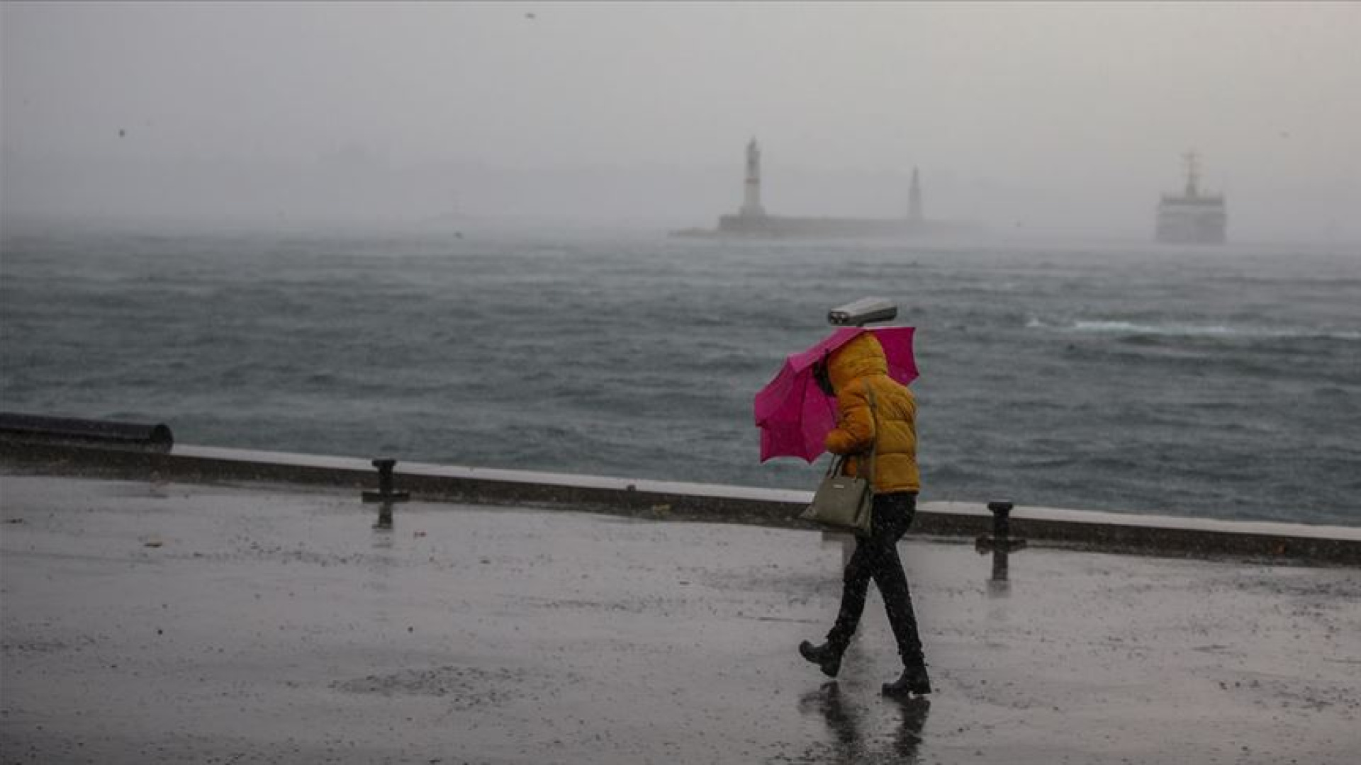 Meteoroloji'den Hafta Sonu İçin Kritik Uyarı: 8 İlde Fırtına Bekleniyor