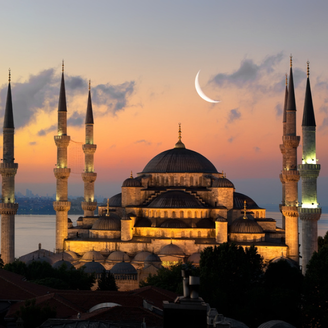 İzmir'de iftar saat kaçta yapılacak?